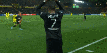 阵容与财政 阵容与财政