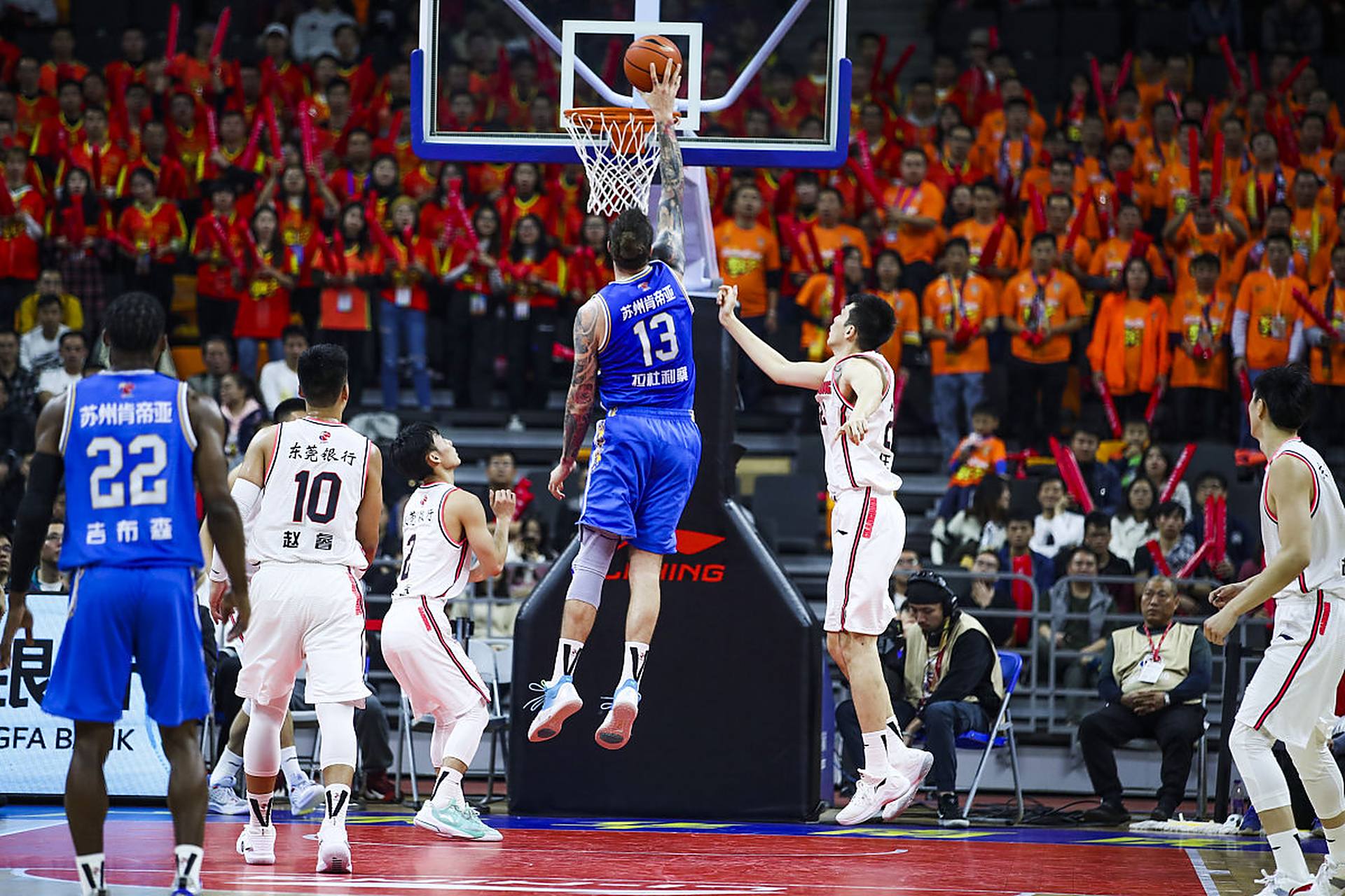 传中制造威 传中制造威